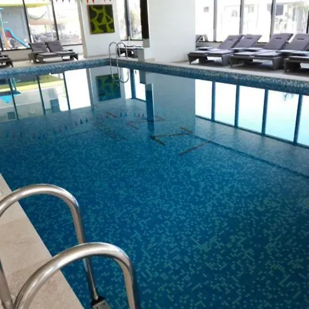 Bell Marina Premium Pool & Waterfront * Năvodari