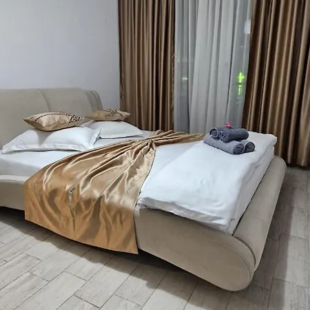 Appartamento Bell Marina Premium Pool & Waterfront Năvodari
