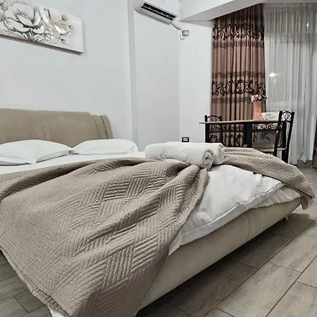Bell Marina Premium Pool & Waterfront * Нэводари