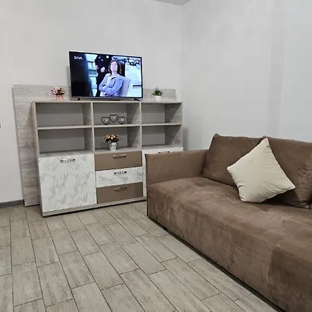 Bell Marina Premium Pool & Waterfront Апартаменты *